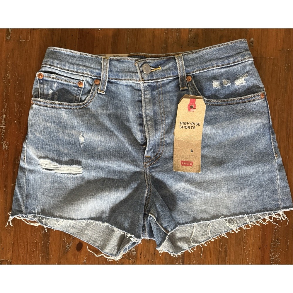Levis High Rise Shorts Womens 6 W28 Light Wash Distressed Cutoff Denim NWT‎